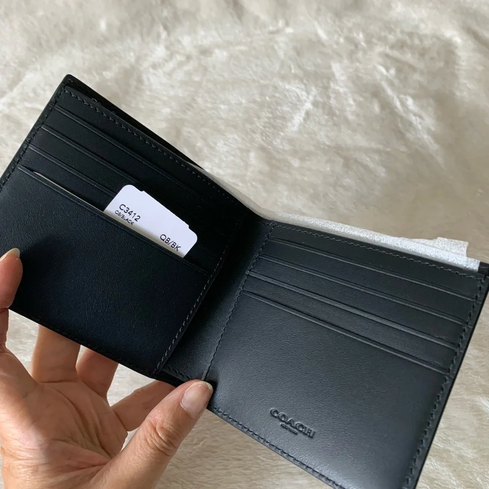 NWT Authentic Coach Limited New York Leather Bifold Wallet
